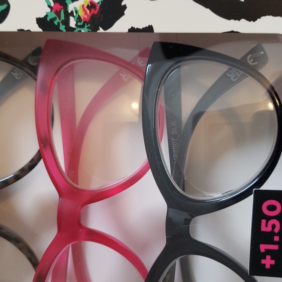 Betsey Johnson Set of 3 Cats Eye Reading Glasses +1.50 Strength - Picture 7 of 12